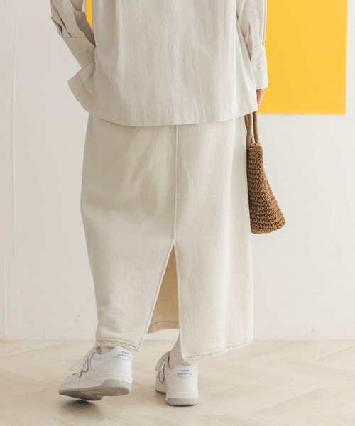 FORK&SPOON（フォークアンドスプーン）の「FORK&SPOON　リサイクルヤーンスウェットスカート（スカート・レディース・チャコールグレー/アイボリー/ブルー系その他・ONE）」の17枚目の写真