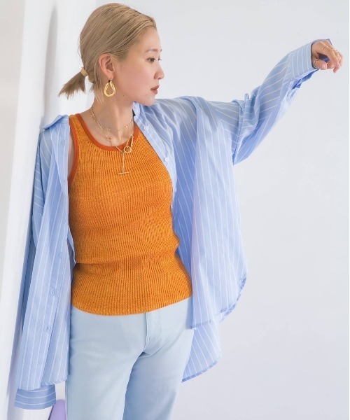 bohmal(ボマール)の「オーバーサイズレギュラーカラーシャツ/ストライプシャツ(シャツ/ブラウス・レディース・ライトブルー/ピンク/ブルー/グリーン/ミント/オレンジ/サックスブルー/パープル/ホワイト/チェリーピンク・FREE)」の5枚目の写真