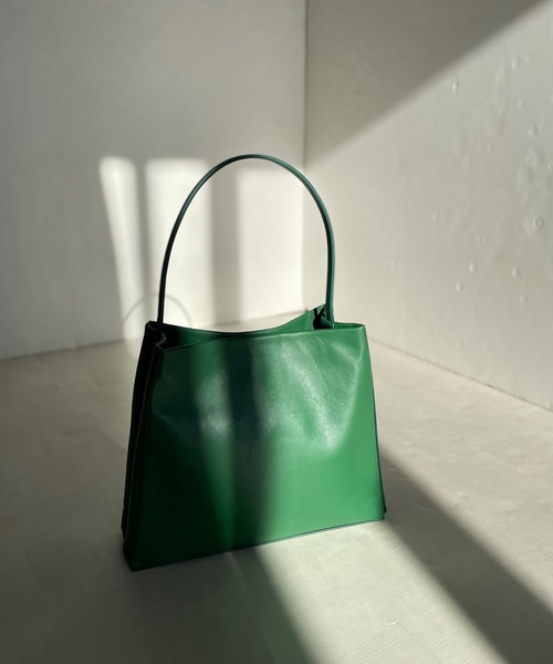 RIVE DROITE(リヴドロワ)の「BASICレザーワンハンドルバッグ(トートバッグ・レディース・ブラック/グリーン・FREE)」の15枚目の写真