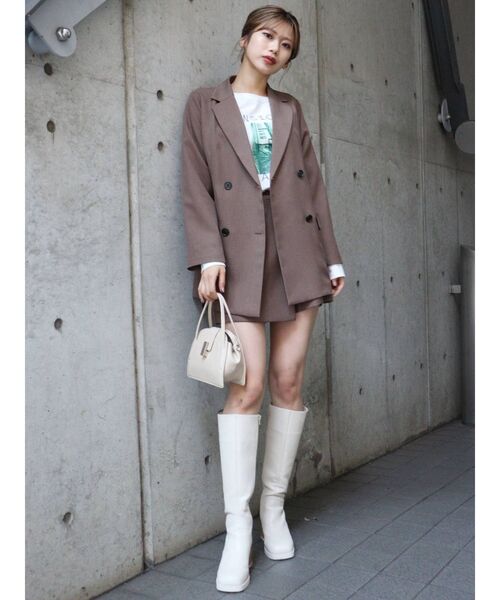 MURUA（ムルーア）の「パウダーツイルダブルオーバージャケット【セットアップ着用可能】（テーラードジャケット・レディース・ブラック/ベージュ/ブラウン/その他1・FREE）」の10枚目の写真