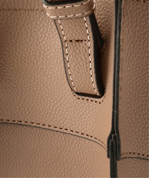LE TALON（ルタロン）の「LE TALON チャームツキ2WAYBAG（トートバッグ・レディース・アイボリー/ベージュ・FREE）」の9枚目の写真