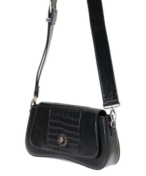 EVRIS（エヴリス）の「スリムショルダーBAG（ショルダーバッグ・レディース・ブラック/ブルー/アイボリー・FREE）」の14枚目の写真