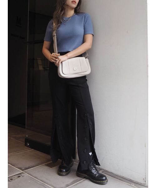 EVRIS（エヴリス）の「スリムショルダーBAG（ショルダーバッグ・レディース・ブラック/ブルー/アイボリー・FREE）」の22枚目の写真