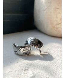 ネイティブモチーフピアス