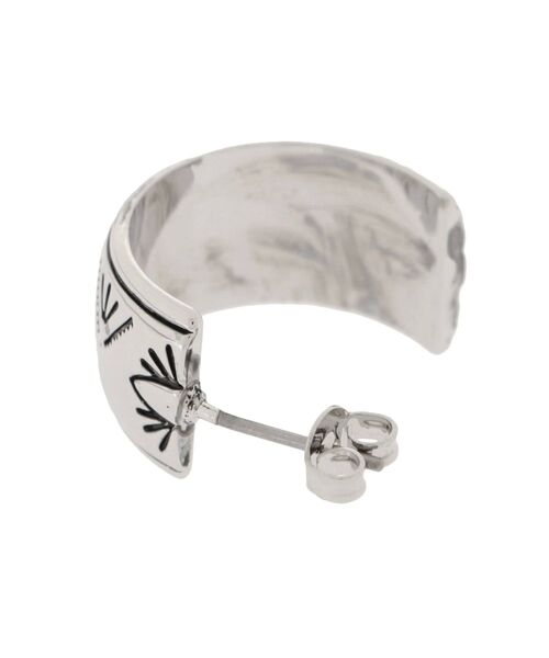 Ungrid（アングリッド）の「ネイティブモチーフピアス（ピアス（両耳用）・レディース・シルバー・FREE）」の8枚目の写真