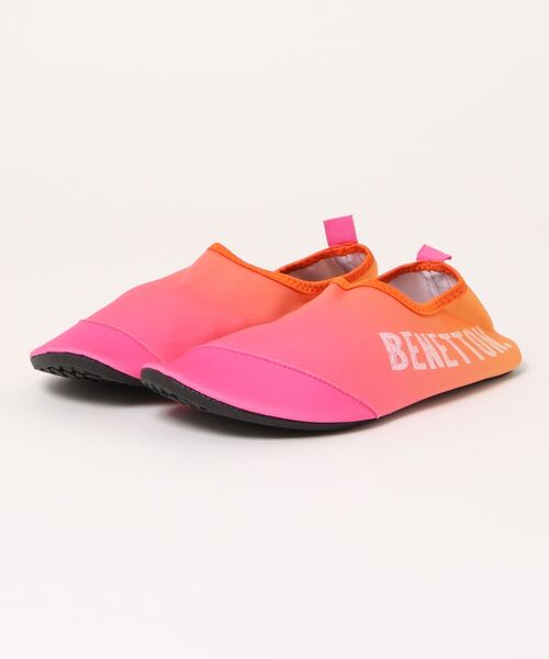 BENETTON (UNITED COLORS OF BENETTON)（ベネトンユナイテッドカラーズオブベネトン）の「【BENETTON:ベネトン】レディースグラデーションアクアシューズ  マリンシューズ（サンダル・レディース・ブルー/ミント/ピンク/パープル・LARGE/MEDIUM）」の14枚目の写真