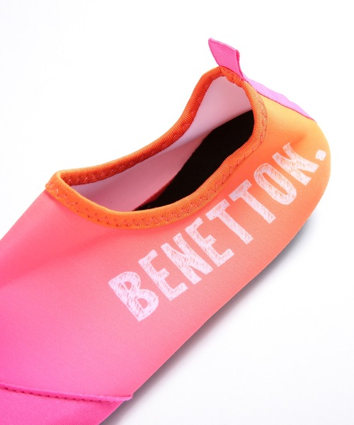 BENETTON (UNITED COLORS OF BENETTON)（ベネトンユナイテッドカラーズオブベネトン）の「【BENETTON:ベネトン】レディースグラデーションアクアシューズ  マリンシューズ（サンダル・レディース・ブルー/ミント/ピンク/パープル・LARGE/MEDIUM）」の9枚目の写真