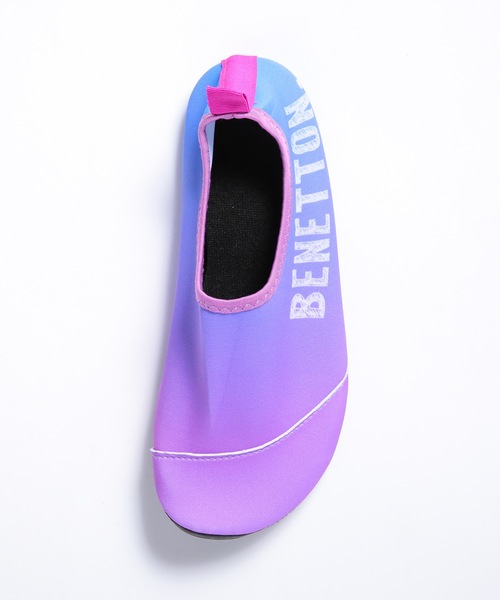 BENETTON (UNITED COLORS OF BENETTON)（ベネトンユナイテッドカラーズオブベネトン）の「【BENETTON:ベネトン】レディースグラデーションアクアシューズ  マリンシューズ（サンダル・レディース・ブルー/ミント/ピンク/パープル・LARGE/MEDIUM）」の8枚目の写真