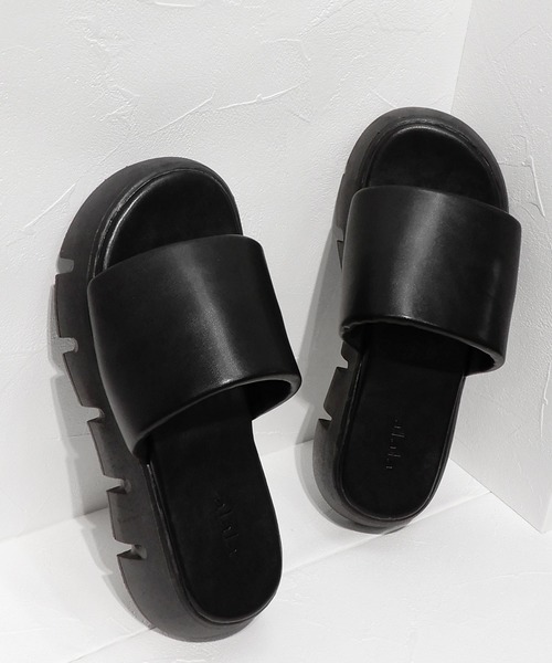 alala（アララ）の「厚底シャークソールクッションスポサン　◇（サンダル・レディース・ブラック/グリーン/アイボリー・LL/S/M/L）」の22枚目の写真