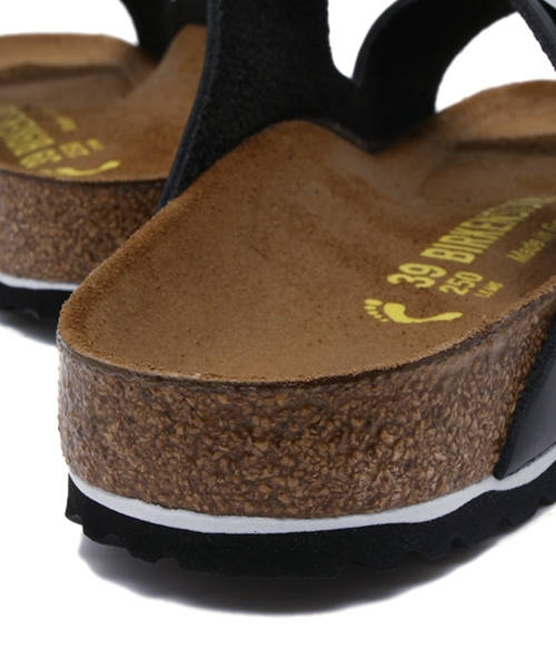 BIRKENSTOCK(ビルケンシュトック)の「■Oggi8月/DRESS・SEDA7月号掲載■ARIZONA NL Black Patent(UNISEX)(サンダル・メンズ・ブラック×ホワイト・43/40/42/41/39)」の4枚目の写真