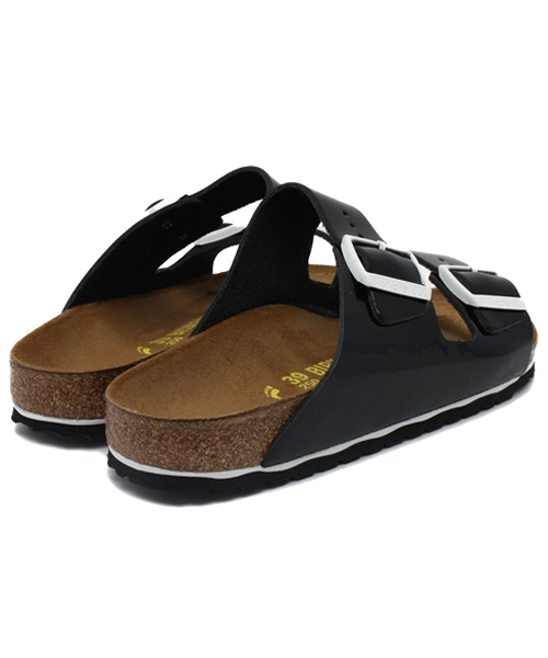 BIRKENSTOCK(ビルケンシュトック)の「■Oggi8月/DRESS・SEDA7月号掲載■ARIZONA NL Black Patent(UNISEX)(サンダル・メンズ・ブラック×ホワイト・43/40/42/41/39)」の9枚目の写真