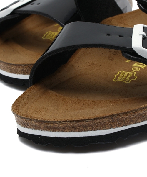 BIRKENSTOCK(ビルケンシュトック)の「■Oggi8月/DRESS・SEDA7月号掲載■ARIZONA NL Black Patent(UNISEX)(サンダル・メンズ・ブラック×ホワイト・43/40/42/41/39)」の10枚目の写真