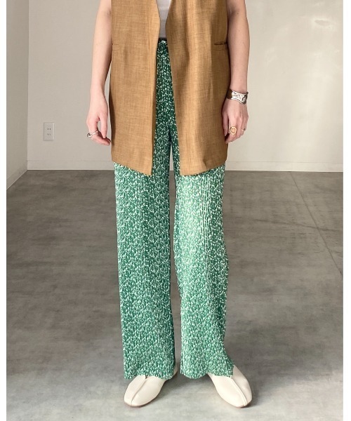 She's Closet(シーズクローゼット)の「【セルフカット対応】小花柄フラワーセミワイドストレートカラーロングプリーツパンツ(その他パンツ・レディース・ホワイト/ブラック/オレンジ/グリーン・FREE)」の14枚目の写真