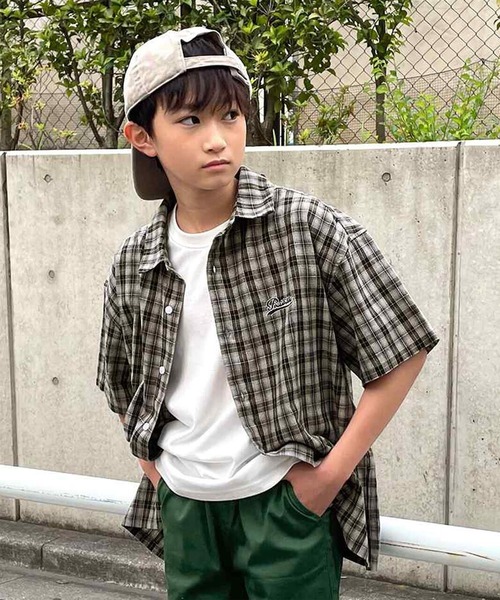 GLAZOS（グラソス）の「アソートチェック・オーバーサイズ刺繍ロゴ半袖シャツ（シャツ/ブラウス・キッズ・ブラック/グレー・170cm/140cm/150cm/160cm/130cm）」の2枚目の写真