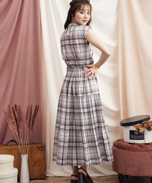 NOELA(ノエラ)の「タフタチェックスカート(スカート・レディース・ブラック/ベージュ/オフホワイト・S/M)」の6枚目の写真