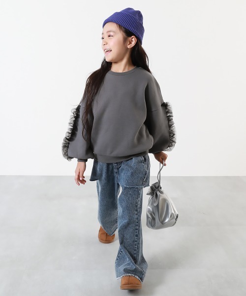 devirock（デビロック）の「裏起毛 袖ギャザーフリルチュール トレーナー（スウェット・キッズ・ブルー系その他/パープル系その他/グレー系その他/アイボリー/チャコール・100cm/110cm/120cm/130cm/140cm/150cm/160cm）」の6枚目の写真