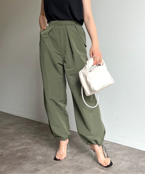 prose verse（プロズヴェール）の「裾ドロストパラシュートパンツ（カーゴパンツ・レディース・ブラック/カーキ/ピンク・MEDIUM）」の13枚目の写真