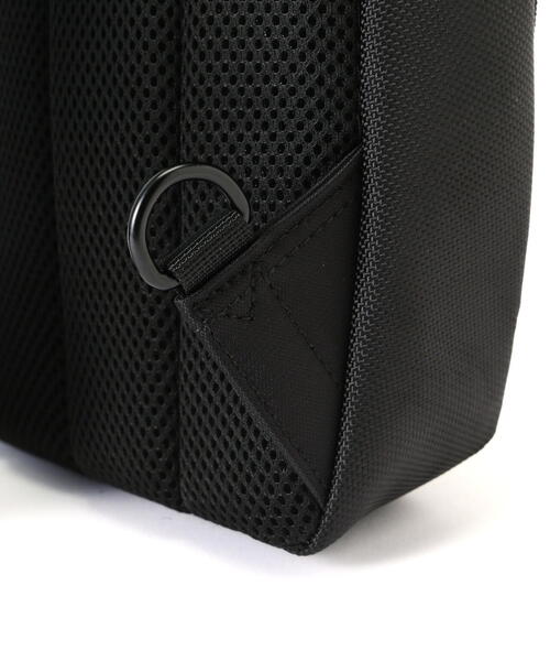 AVIREX(アヴィレックス)の「《価格改定商品》SOLID ONE SHOULDER BAG / ソリッド ワンショルダーバッグ / AVIREX / アヴィレックス / AX2051(ショルダーバッグ・メンズ・その他2/ブラック/オリーブ系・F)」の12枚目の写真