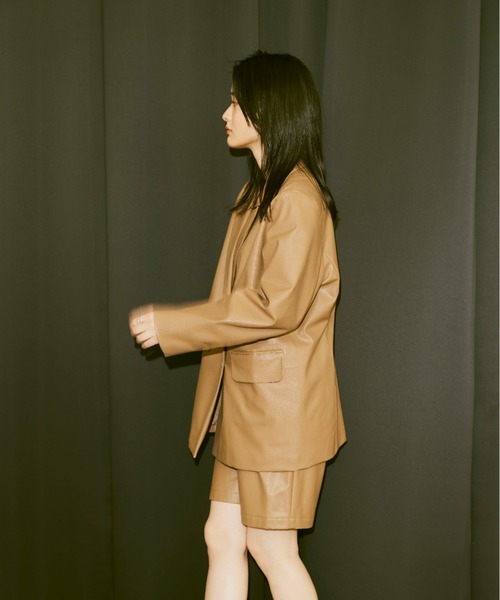 Happy John(ハッピージョン)の「fake leather jacket/フェイクレザージャケット(テーラードジャケット・レディース・ブラック/ベージュ・FREE)」の20枚目の写真