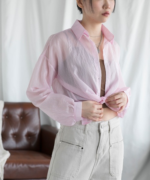aimoha(アイモハ)の「UVカットシアーストライプシャツ (SS)(シャツ/ブラウス・レディース・ホワイト/ピンク/ブルー・X-LARGE/MEDIUM/LARGE/XX-LARGE/SMALL)」の13枚目の写真