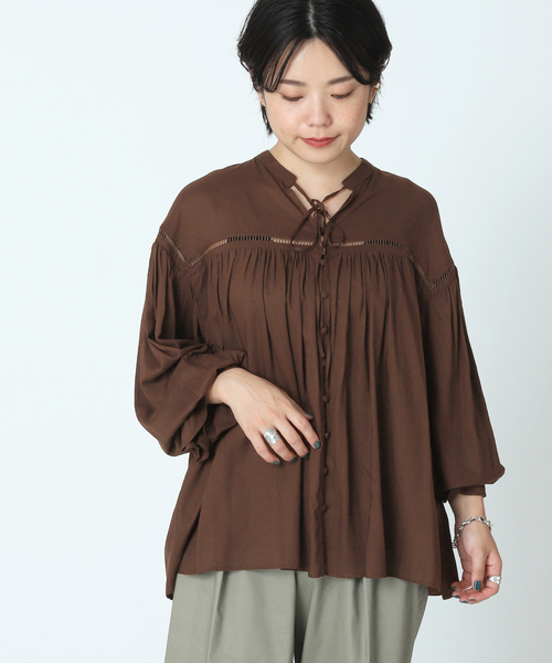 B.C STOCK(ベーセーストック)の「キャンディースリーブブラウス(シャツ/ブラウス・レディース・ブラウン/ブラック系その他/ブルー/オレンジ・FREE)」の3枚目の写真