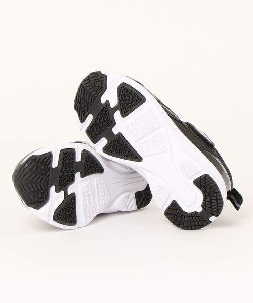 MAD FOOT（マッドフット）の「MADFOOT! マッドフット キッズ スポーツシューズ 【幅広3E】 スニーカー 840006（スニーカー・キッズ・ブラック/ブラック系その他/ブルー・16.0cm/16.5cm/18.0cm/17.5cm/19.0cm/18.5cm/17.0cm）」の5枚目の写真