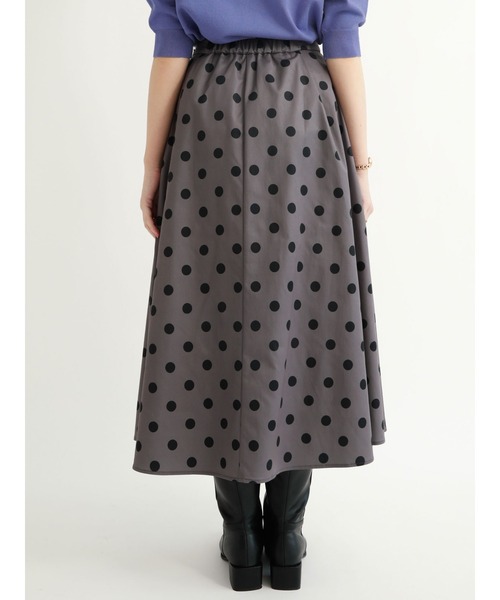 Te chichi TERRASSE(テチチテラス)の「ドットフレアスカート(スカート・レディース・モカ/ブラック/チャコール・フリ-)」の16枚目の写真