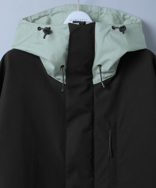 NUMERALS（ヌメラルズ）の「[NUMERALS]3レイヤーマウンテンパーカー（マウンテンパーカー・メンズ・ブラック/ライトグリーン・MEDIUM/LARGE）」の6枚目の写真