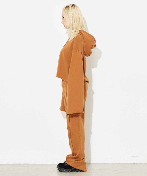 X-girl（エックスガール）の「CROPPED SWEAT HOODIE（パーカー・レディース・チャコール/ブラウン/アッシュ・S/M）」の6枚目の写真