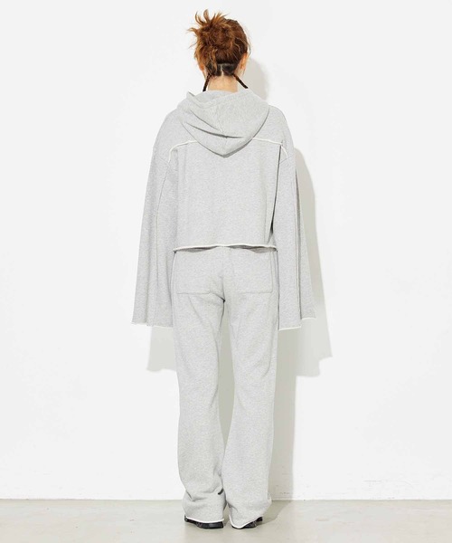 X-girl（エックスガール）の「CROPPED SWEAT HOODIE（パーカー・レディース・チャコール/ブラウン/アッシュ・S/M）」の22枚目の写真