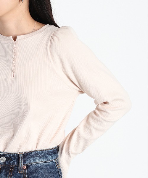 cepo(セポ)の「ヘンリーパフスリーブロンTee(Tシャツ/カットソー・レディース・ブラック/オフホワイト/ホワイト系その他・M)」の7枚目の写真