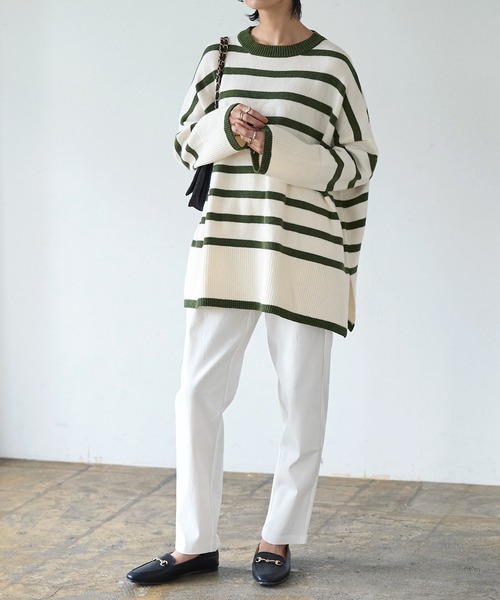 KOBE LETTUCE（コウベレタス）の「選べる2タイプ サイドスリットチュニックニット（ニット/セーター・レディース・ホワイト系1/ベージュ系その他/ホワイト系/グレー系/ホワイト系その他/ホワイト×ブラック/ブルー系その他2/チャコールグレー/ブルー系その他/ベージュ系その他2/ホワイト系その他2/ホワイト×グリーン/ブラック系その他2/グレー系その他2/グレー系その他/ブラック系その他・2/1）」の19枚目の写真
