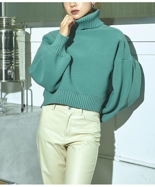 ANAP（アナップ）の「タートルネッククロップドモチモチニットトップス