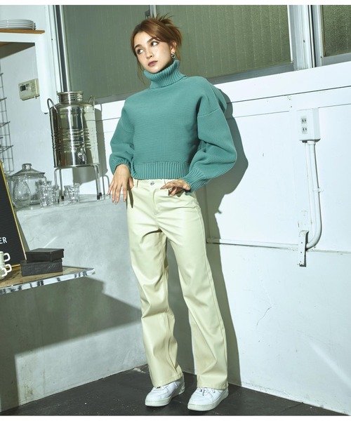 ANAP（アナップ）の「タートルネッククロップドモチモチニットトップスセーター（ニット/セーター・レディース・ブラック/グレー/グリーン/ブラウン/ライトベージュ/ホワイト・FREE）」の16枚目の写真