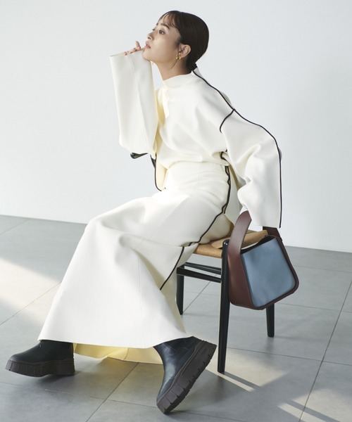 emmi（エミ）の「【emmi atelier】LENZING(TM)ECOVERO(TM)ラインニット
