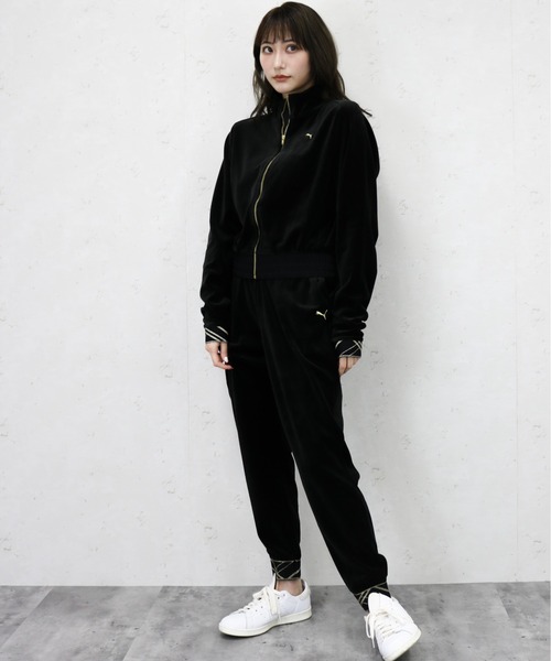 PUMA(プーマ)の「PUMA/プーマ ウィメンズ トレーニング デコ グラム ベロア フルジップ ジャケット(ブルゾン・レディース・ブラック・MEDIUM/LARGE/X-LARGE)」の4枚目の写真