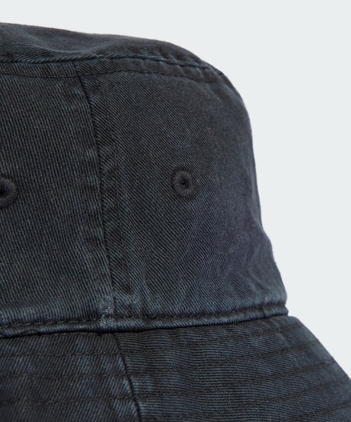 adidas(アディダス)の「アディカラー クラシック ストーンウォッシュ バケットハット / アディダスオリジナルス adidas Originals(ハット・メンズ・ブラック/パープル/ブラック×ブラック・SMALL/LARGE/MEDIUM/X-LARGE)」の4枚目の写真