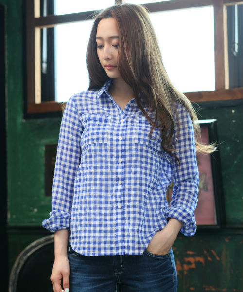AZUL by moussy（アズールバイマウジー）の「先染シャーリングギンガム長袖T/Bシャツ（シャツ/ブラウス・レディース・レッド系その他/ブラック系その他/ブルー系その他・LARGE/SMALL/MEDIUM）」の3枚目の写真