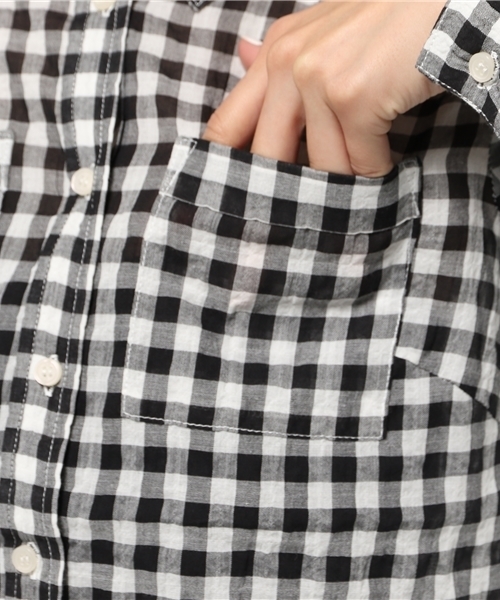 AZUL by moussy（アズールバイマウジー）の「先染シャーリングギンガム長袖T/Bシャツ（シャツ/ブラウス・レディース・レッド系その他/ブラック系その他/ブルー系その他・LARGE/SMALL/MEDIUM）」の11枚目の写真