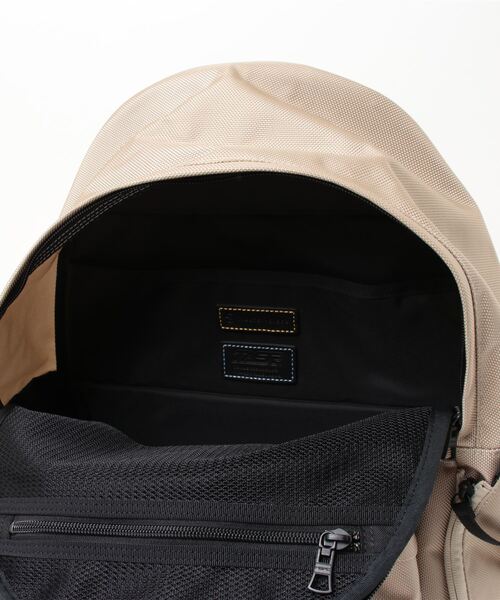 alfredoBANNISTER(アルフレッドバニスター)の「【MSPC×TASF】 ワンショルダー バックパック(バックパック/リュック・メンズ・ベージュ・フリー)」の3枚目の写真