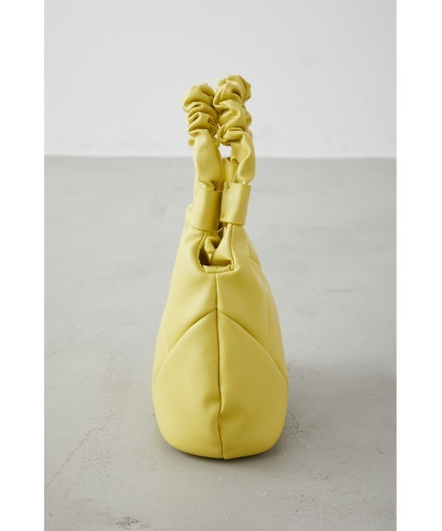 AZUL by moussy（アズールバイマウジー）の「QUILTING MINI SHOULDER BAG/キルティングミニショルダーバッグ（ショルダーバッグ・レディース・ライトブルー/ブラック/イエロー/オレンジ/アイボリー・FREE）」の9枚目の写真