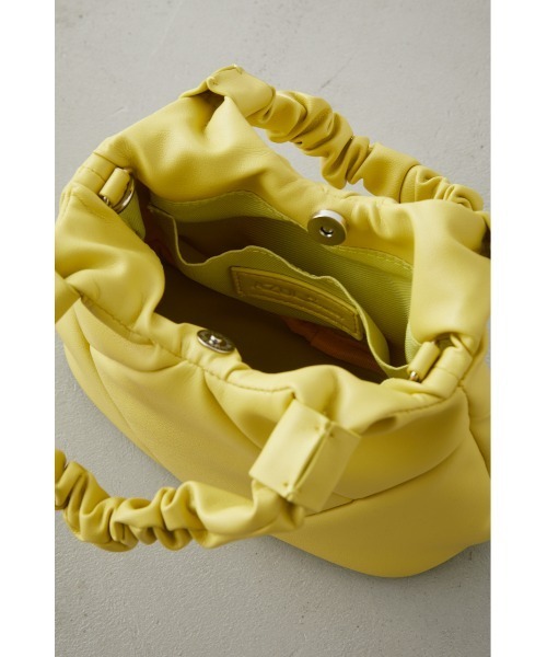 AZUL by moussy（アズールバイマウジー）の「QUILTING MINI SHOULDER BAG/キルティングミニショルダーバッグ（ショルダーバッグ・レディース・ライトブルー/ブラック/イエロー/オレンジ/アイボリー・FREE）」の12枚目の写真