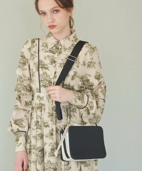 idem（イデム）の「bicolor drawstring bag/フェイクレザー巾着バッグ