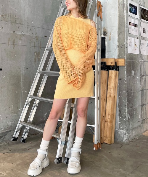 SPIRALGIRL(スパイラルガール)の「ルーズメッシュニット(ニット/セーター・レディース・ブラック/ライトグレー/オレンジ・FREE)」の5枚目の写真