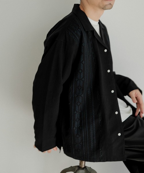 ITEMS URBANRESEARCH(アイテムズ アーバンリサーチ)の「『セットアップ対応』リネン混 オープンカラー 刺繍シャツ(シャツ/ブラウス・メンズ・カーキ/ブラック/ピンク・LARGE/MEDIUM)」の13枚目の写真