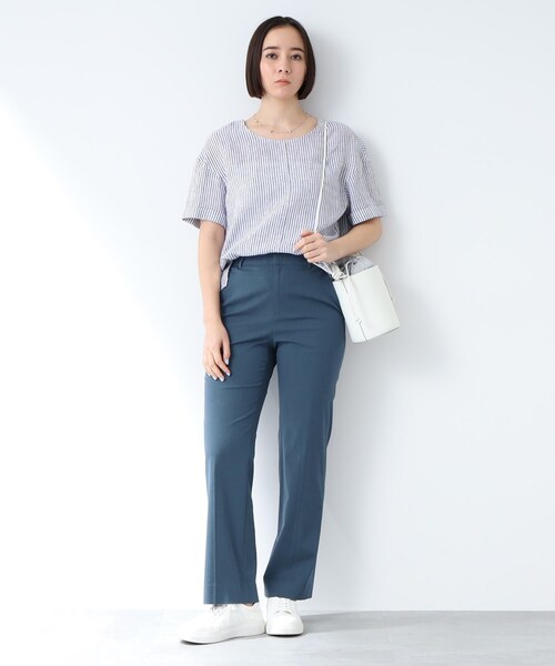 INDIVI(インディヴィ)の「◆【ゆったりシルエット/洗える】フレンチリネンTトップス(シャツ/ブラウス・レディース・ホワイト/ライトブルー/ネイビー/ホワイト系その他3/ピンク系・15 /34/05/38/12/13)」の10枚目の写真