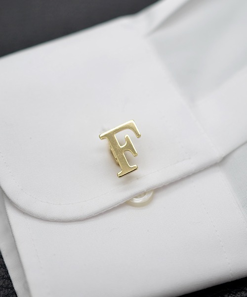 Fun & Daily（ファンアンドデイリー）の「F&D : アルファベットカフス( Gold )（カフリンクス・メンズ・A/B/C/D/E/F/G/H/I/J/K/L/M/N/O/P/Q/R/S/T/U/V/W/X/Y/Z・FREE）」の6枚目の写真