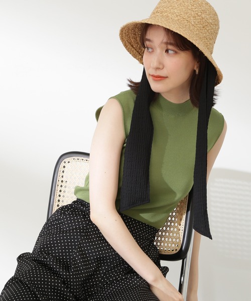 N.(N. Natural Beauty Basic)(エヌエヌナチュラルビューティーベーシック)の「◆総針ボトルネックノースリーブニット(ニット/セーター・レディース・ボルドー/マジェンタ/グリーン/ホワイト/ブラック・MEDIUM)」の3枚目の写真