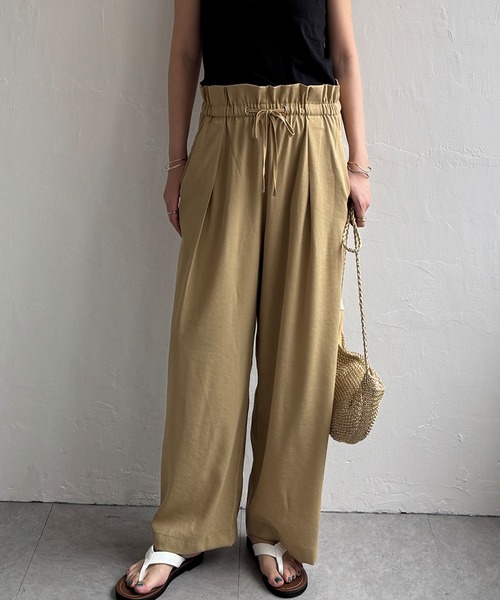 LBC(エルビーシー)の「ウエストシャーリングワイドパンツ(その他パンツ・レディース・ブラック/グリーン/ベージュ・M/L)」の1枚目の写真