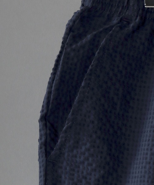 SITRY(シトリー)の「seersucker loose tapered pants/シアサッカー ルーズ テーパード パンツ(その他パンツ・メンズ・ネイビー/ブラック/カーキ・M/L/LL)」の6枚目の写真